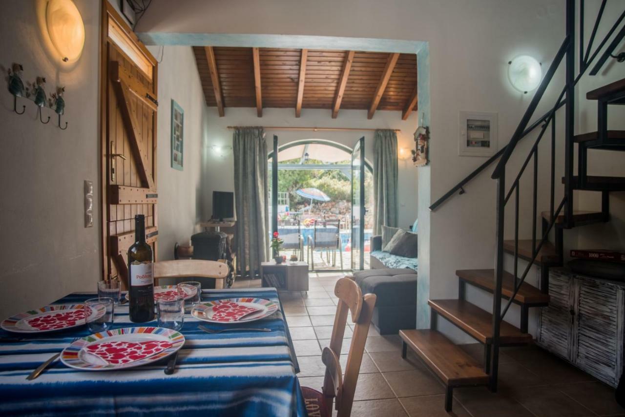 Villa Afou Afráta 외부 사진